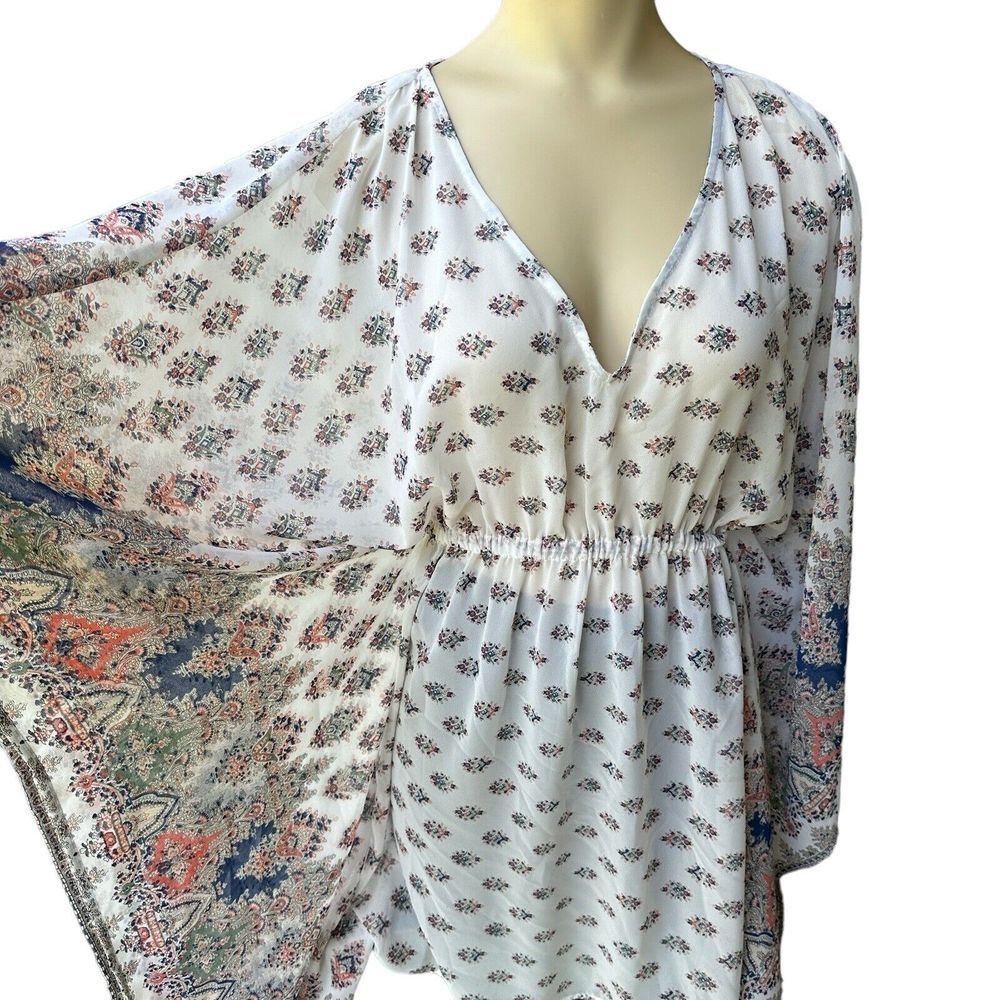 En Creme Anthropologie Tunic Top Women's Small Flared Sleeve Sheer‎ Boho Floral